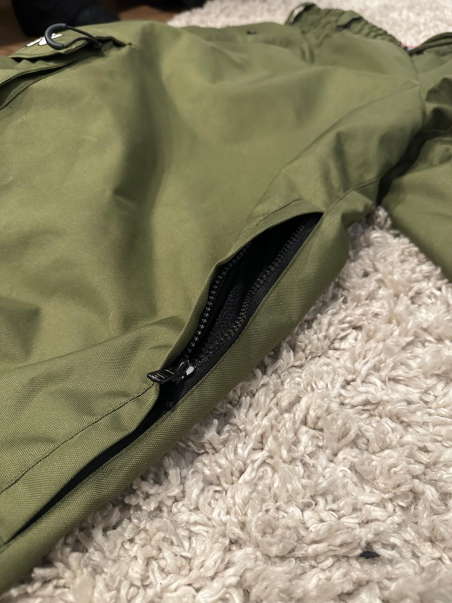 BAGGY snowpants V2 - Olive