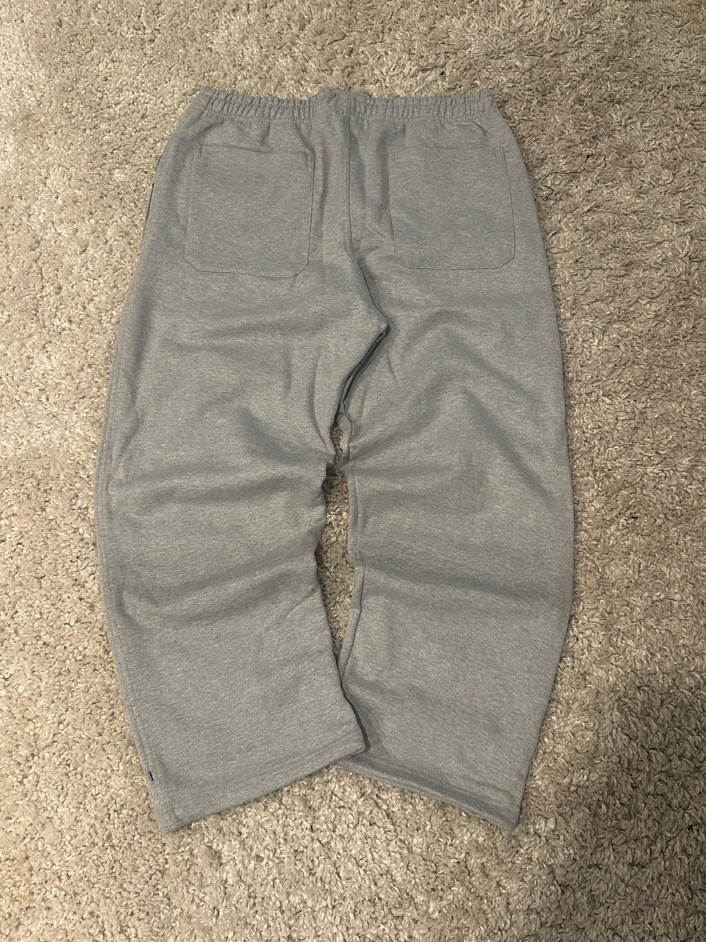 sweatpants -grey